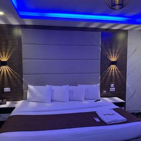 Presken Kuramo Waters Hotel Lagos Eksteriør billede