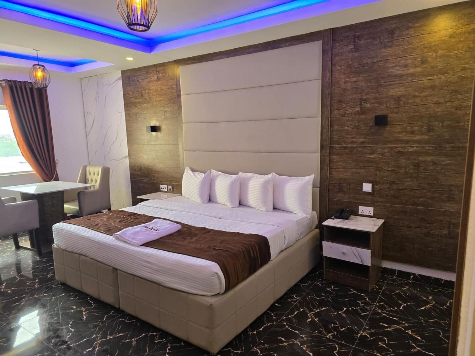 Presken Kuramo Waters Hotel Lagos Eksteriør billede